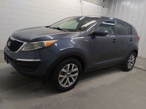 Used 2014 Kia Sportage LX image 2