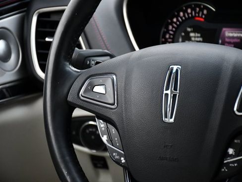 Used 2017 Lincoln MKX Black Label w/ Driver Assistance Package image 25