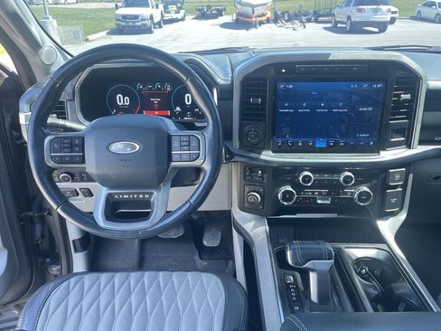 Used 2023 Ford F150 Limited image 8