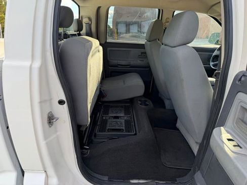 Used 2009 Dodge Dakota Big Horn w/ Extra Security Group RWD image 16