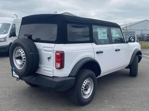 New 2025 Ford Bronco 4-Door AWD/4WD image 3