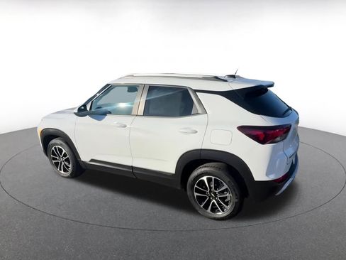 Used 2025 Chevrolet TrailBlazer LT image 10