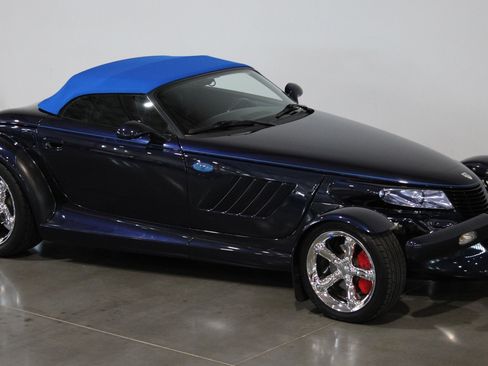 Used 2001 Chrysler Prowler RWD image 14