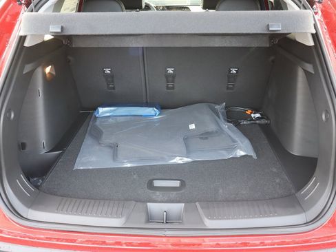 New 2026 Chevrolet Trax LT image 21