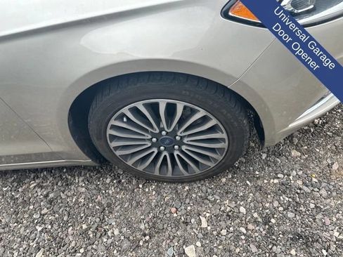 Used 2018 Ford Fusion Titanium AWD/4WD image 11