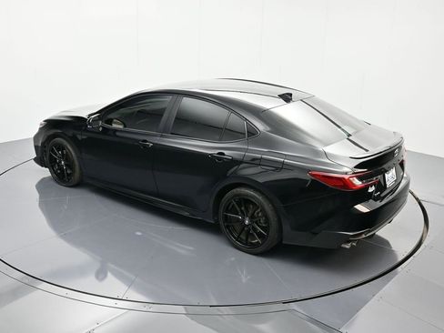 Used 2025 Toyota Camry SE image 37