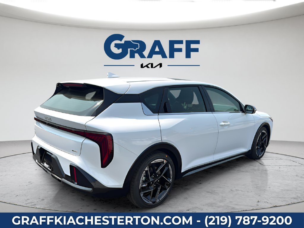 New 2026 Kia K4 GT-Line w/ GT-Line Premium Package FWD image 11