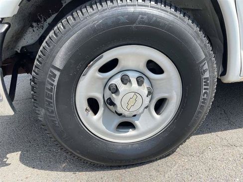 Used 2007 Chevrolet Express 3500 Extended RWD image 94