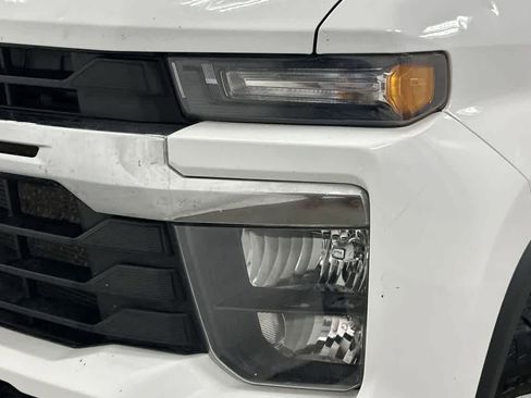 Used 2024 Chevrolet Silverado 2500 LT w/ Snow Plow Prep/Camper Package AWD/4WD image 32