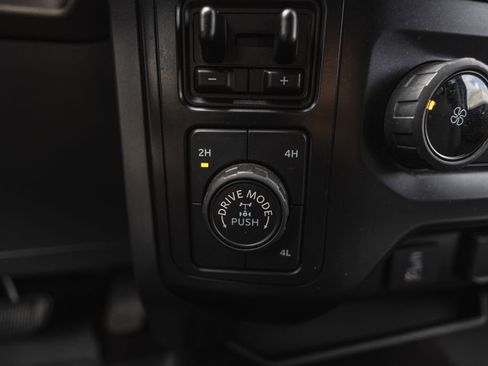 Used 2021 Ford F150 XLT AWD/4WD image 21