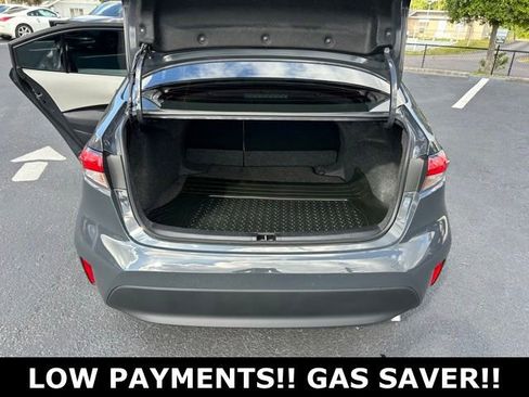 Used 2025 Toyota Corolla LE FWD image 16