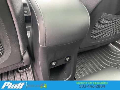 Used 2023 Hyundai Ioniq 5 Limited AWD/4WD image 48