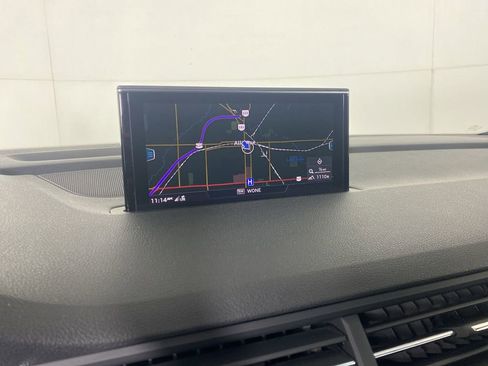 Used 2018 Audi Q7 3.0T Prestige w/ Prestige Package image 17