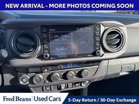 Used 2021 Toyota Tacoma TRD Off-Road image 11