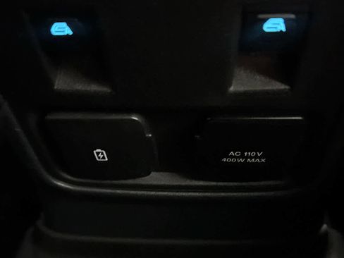 Used 2021 Ford Bronco Badlands image 21