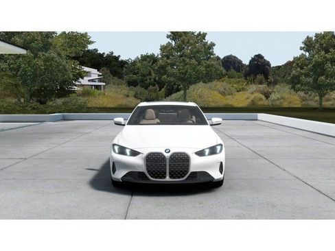 New 2026 BMW 430i Coupe w/ Parking Assistance Package image 3