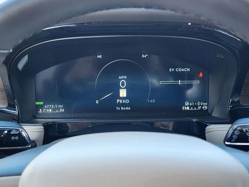 Used 2024 Lincoln Corsair Grand Touring image 22