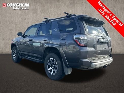 Used 2022 Toyota 4Runner TRD Off-Road Premium image 8