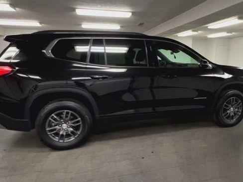 Certified 2025 GMC Acadia Elevation image 9