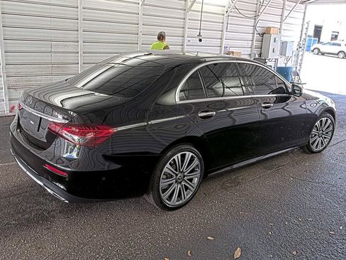 Used 2021 Mercedes-Benz E 450 4MATIC Sedan image 5
