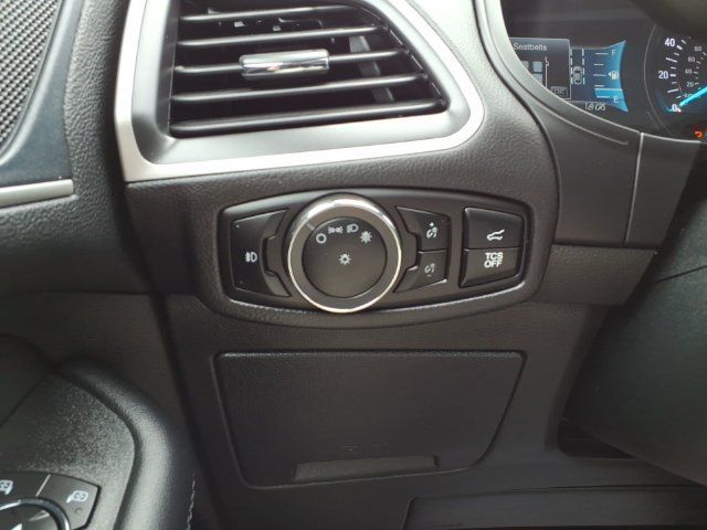 Certified 2024 Ford Edge SEL w/ Convenience Package AWD/4WD image 13
