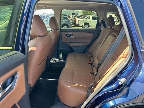 Used 2024 Nissan Rogue Platinum w/ Platinum Premium Package FWD image 20