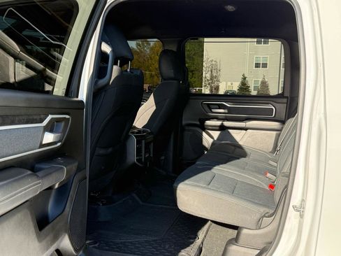 Used 2021 RAM 1500 Big Horn AWD/4WD image 10
