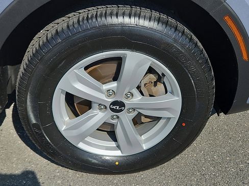 Used 2022 Kia Sorento LX AWD/4WD image 8