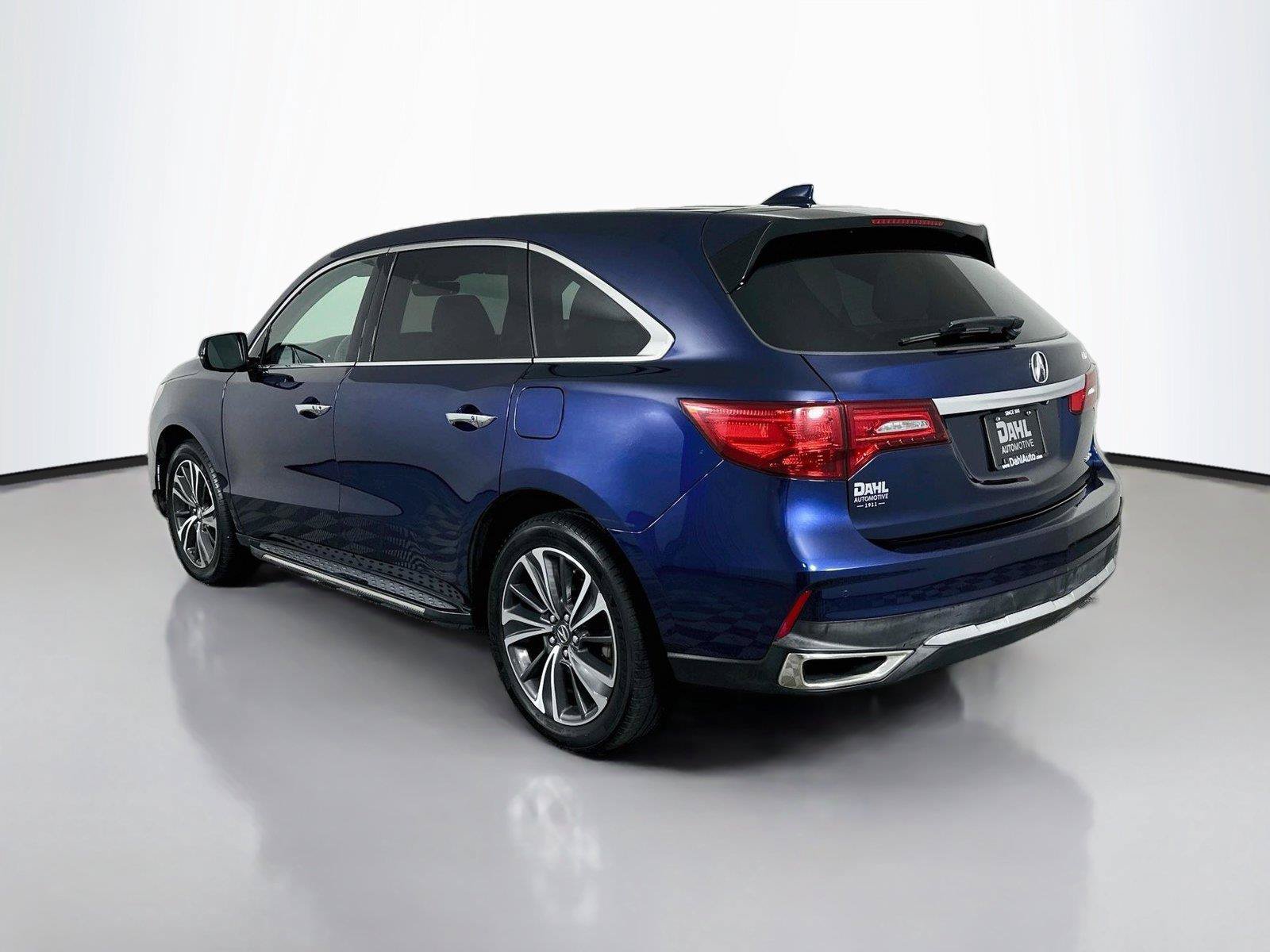 Used 2020 Acura MDX w/ Technology Package AWD/4WD image 10