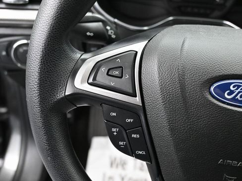 Used 2018 Ford Fusion S image 18