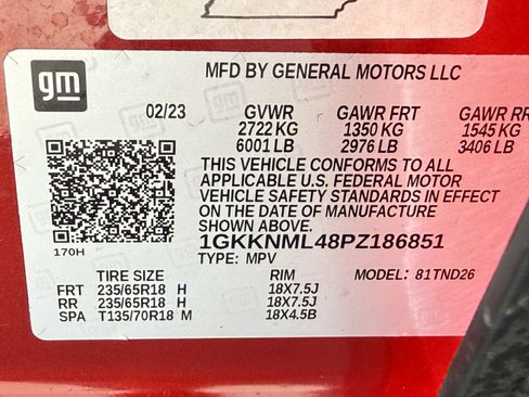 Used 2023 GMC Acadia SLT image 36