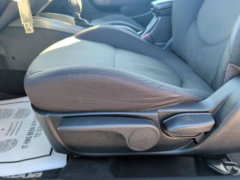 Used 2013 Kia Forte Koup EX FWD image 9