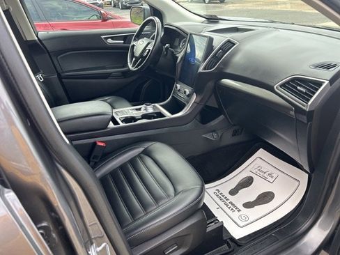 Used 2023 Ford Edge SEL image 13