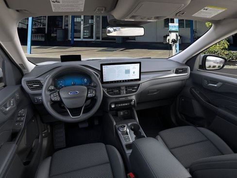 New 2024 Ford Escape PHEV w/ PHEV Premium Package image 9