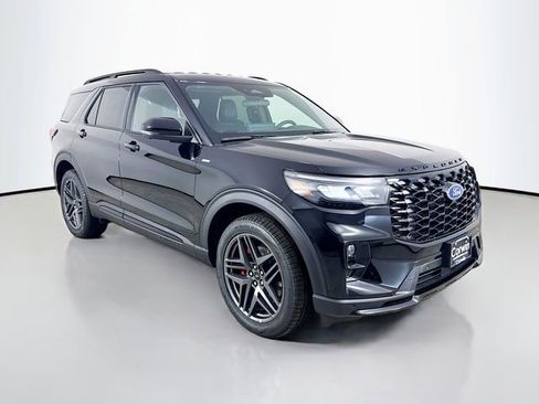 New 2026 Ford Explorer ST-Line w/ ST-Line Street Pack image 1