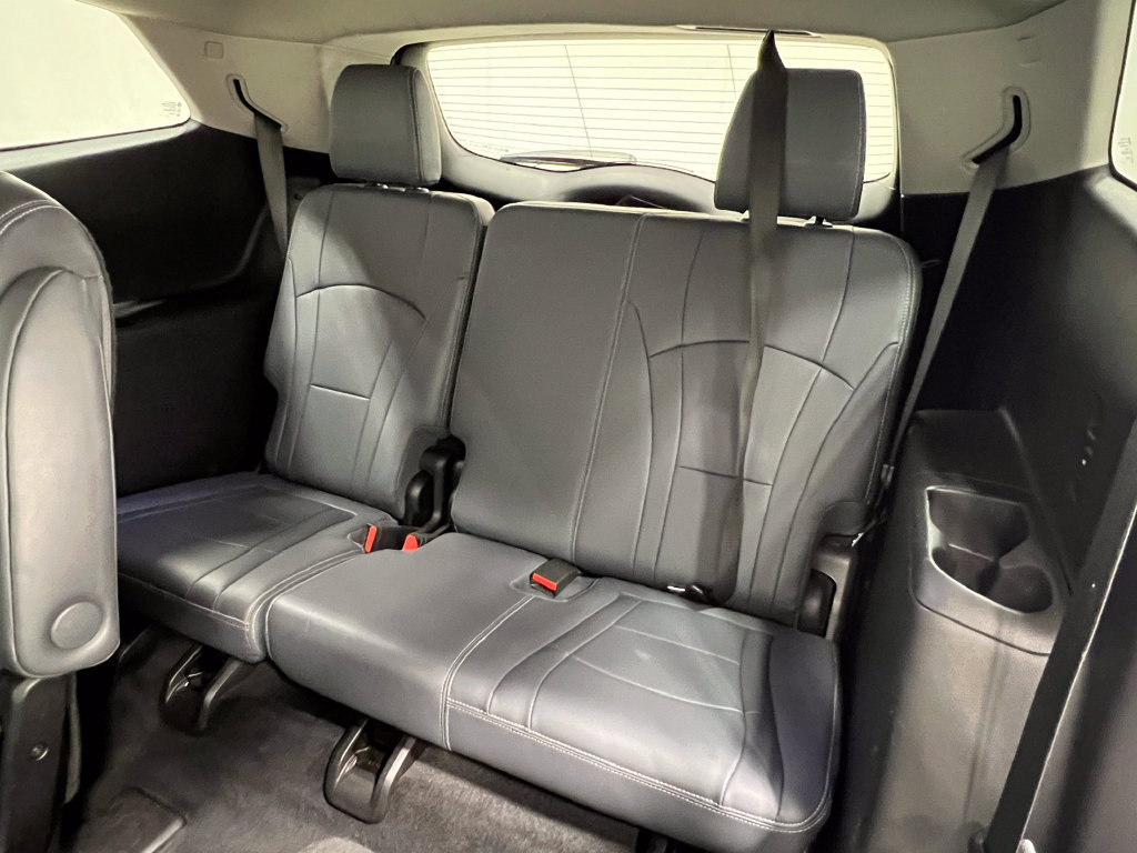 Used 2018 Buick Enclave Essence AWD/4WD image 34
