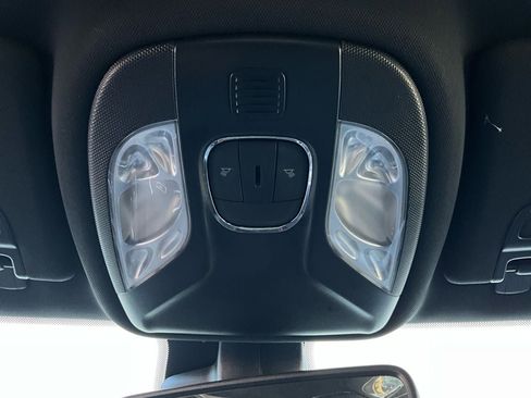 Used 2025 Jeep Compass Trailhawk image 15