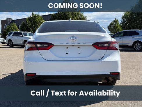 Used 2023 Toyota Camry LE FWD image 5