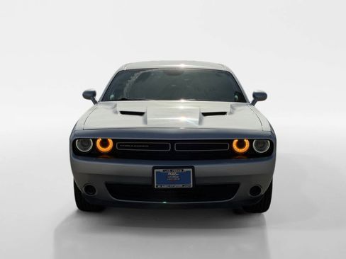 Used 2021 Dodge Challenger SXT image 14
