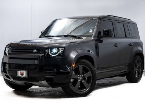 Used 2023 Land Rover Defender 110 V8 AWD/4WD image 1