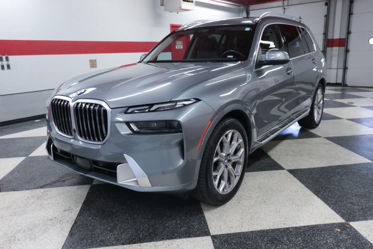 Used 2026 BMW X7 xDrive40i AWD/4WD image 5