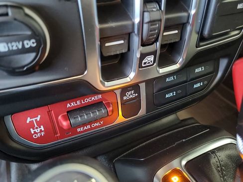 New 2026 Jeep Gladiator Mojave AWD/4WD image 31