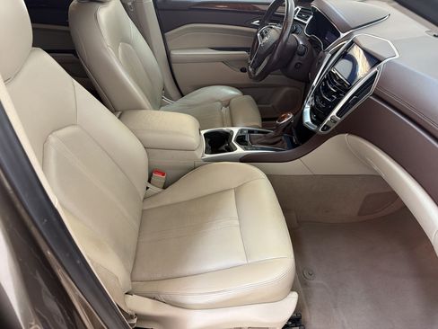 Used 2015 Cadillac SRX Luxury w/ Driver Awareness Package FWD image 28
