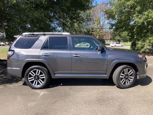 Used 2022 Toyota 4Runner Limited image 2