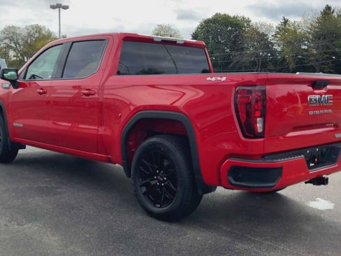 Certified 2022 GMC Sierra 1500 Elevation w/ LPO, Elevation Black Package image 4
