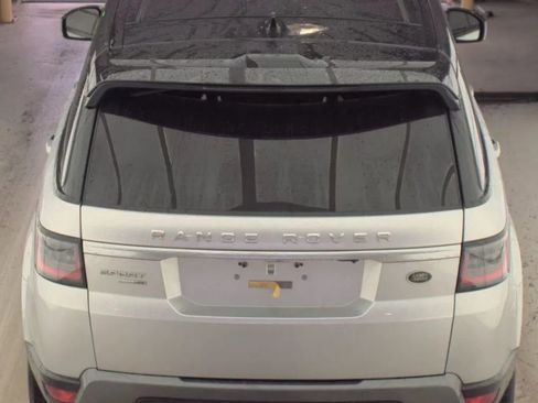 Used 2018 Land Rover Range Rover Sport HSE image 13