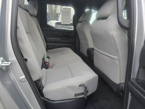Certified 2024 Toyota Tacoma SR5 AWD/4WD image 13