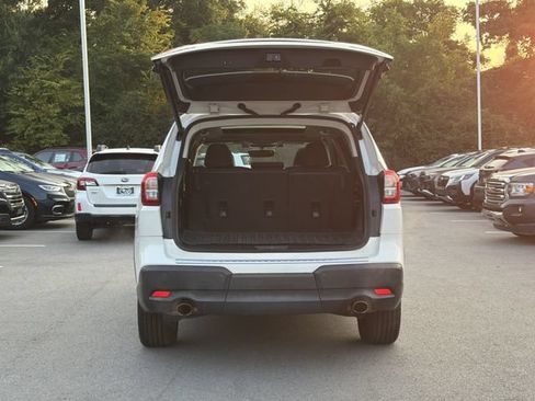 Used 2022 Subaru Ascent Limited w/ Technology Package AWD/4WD image 15