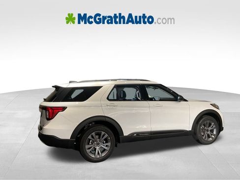 New 2026 Ford Explorer Active w/ Active Comfort Package AWD/4WD image 3
