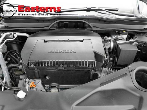 Used 2023 Honda Pilot Sport image 7